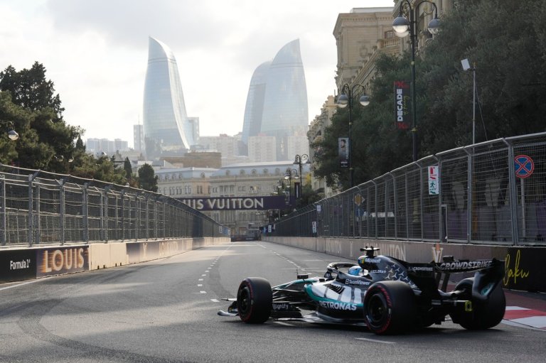 Russell takes Azerbaijan GP pole after F1 leader Antonelli hits the wall | iNFOnews.ca