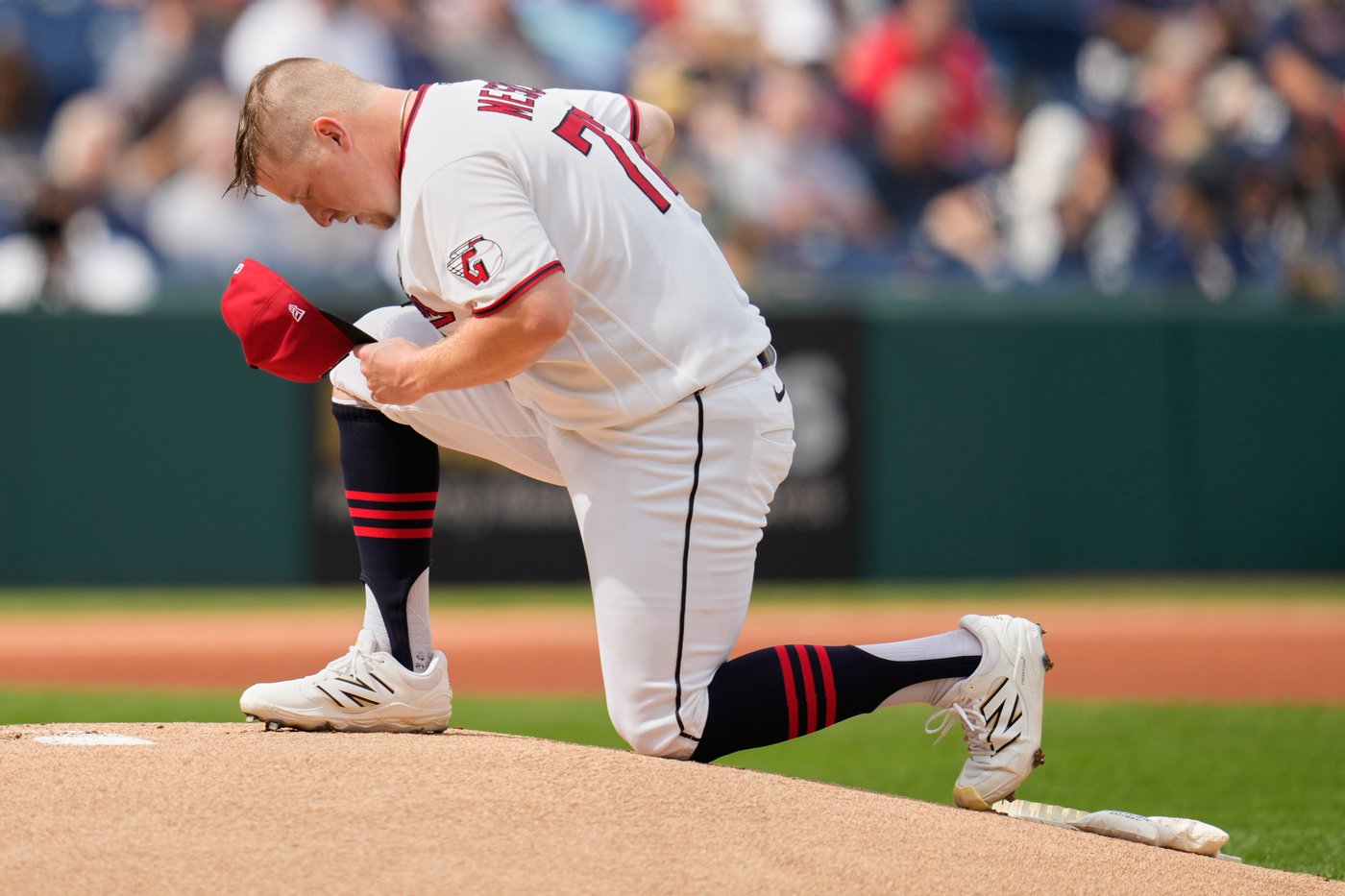 Petey Halpin's 3-run homer propels Guardians past White Sox and into 1st place in AL Central | iNFOnews.ca Petey Halpin's 3-run homer propels Guardians past White Sox and into 1st place in AL Central | iNFOnews.ca