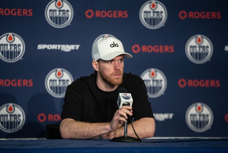 Edmonton Oilers GM Bowman still waiting on McDavid; won't pursue Hart | iNFOnews.ca