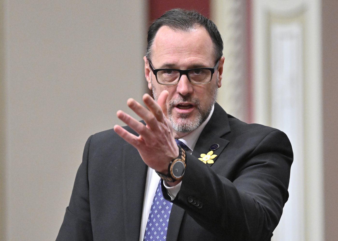 Quebec immigration minister under investigation for alleged ethics breach | iNFOnews.ca