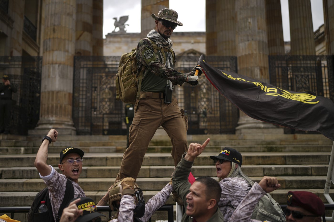 Thousands of Colombians take to the streets to reject proposed reforms and rebuke the president | iNFOnews.ca Thousands of Colombians take to the streets to reject proposed reforms and rebuke the president | iNFOnews.ca