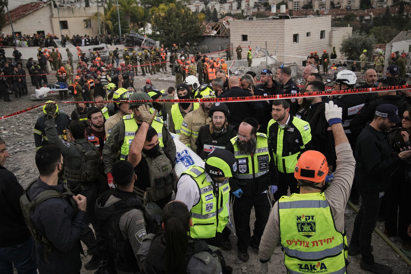 Israeli family who buried 3 of their children after missile attack clings to faith | iNFOnews.ca Israeli family who buried 3 of their children after missile attack clings to faith | iNFOnews.ca