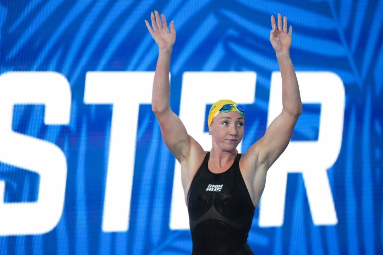 Aussie Lani Pallister beats Katie Ledecky to win Pan Pacs 400 free | iNFOnews.ca