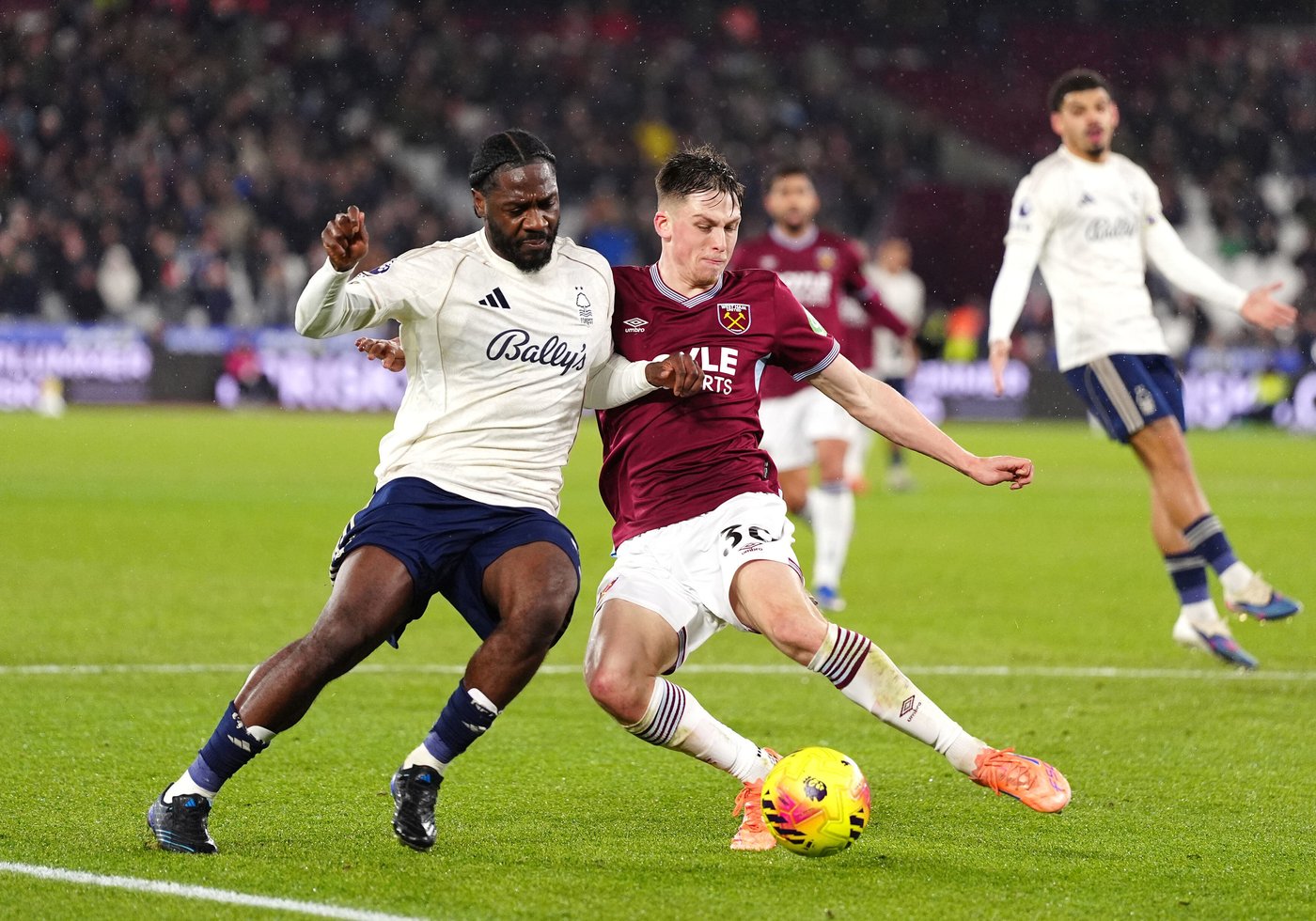 Nottingham Forest seals late 2-1 win at West Ham to pile pressure on former manager Nuno | iNFOnews.ca Nottingham Forest seals late 2-1 win at West Ham to pile pressure on former manager Nuno | iNFOnews.ca