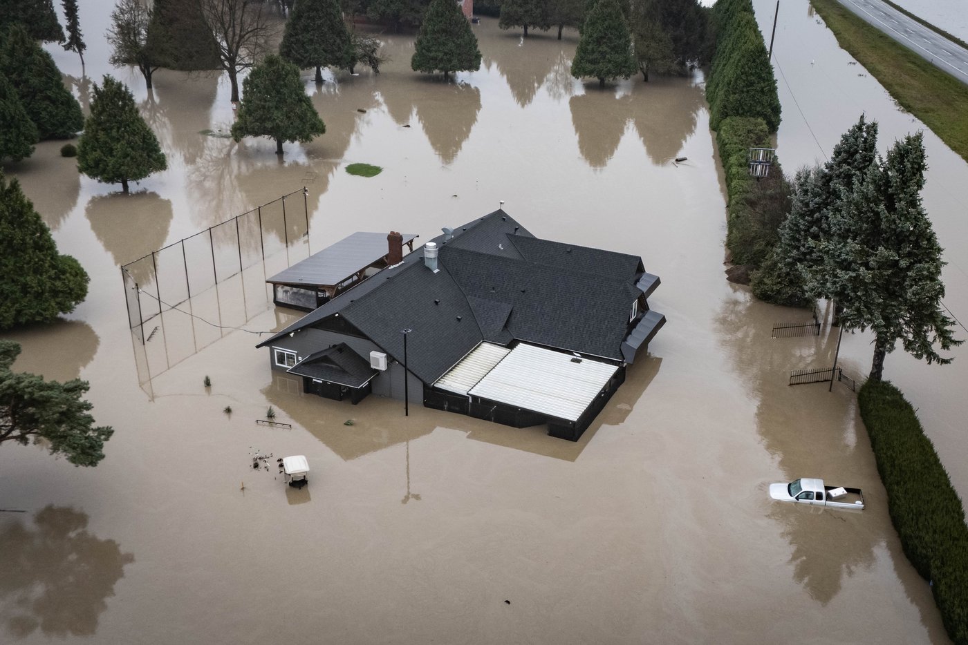 Abbotsford mayor blasts feds for flooding 'inaction' as water starts receding | iNFOnews.ca Abbotsford mayor blasts feds for flooding 'inaction' as water starts receding | iNFOnews.ca