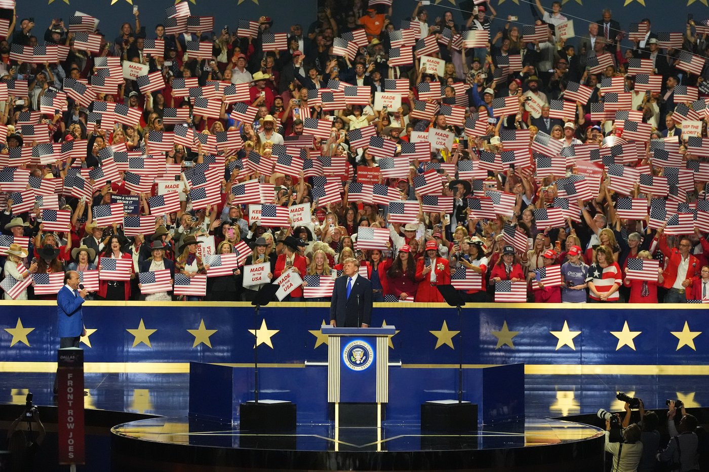 Trump defends Iran war, slams Democrats and promises cash at Republicans' midterm convention | iNFOnews.ca Trump defends Iran war, slams Democrats and promises cash at Republicans' midterm convention | iNFOnews.ca