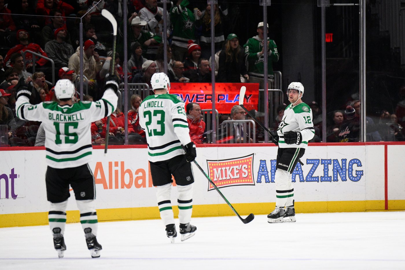 Stars beat the Capitals 4-1 to end their losing streak at 6 games | iNFOnews.ca