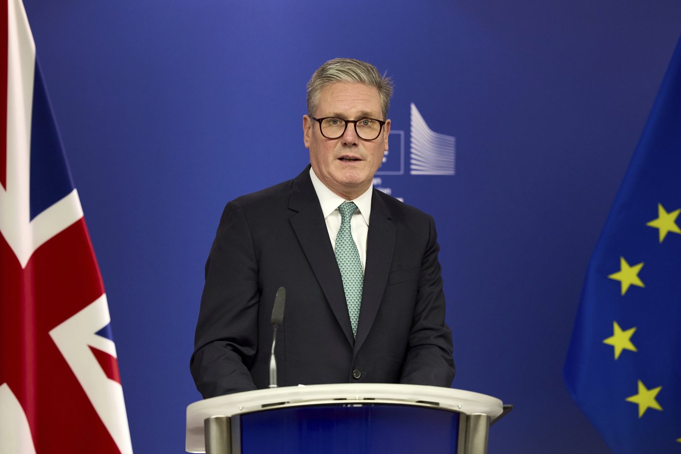 Following freebies row, UK's Starmer pays back $8,000 worth of gifts | iNFOnews.ca