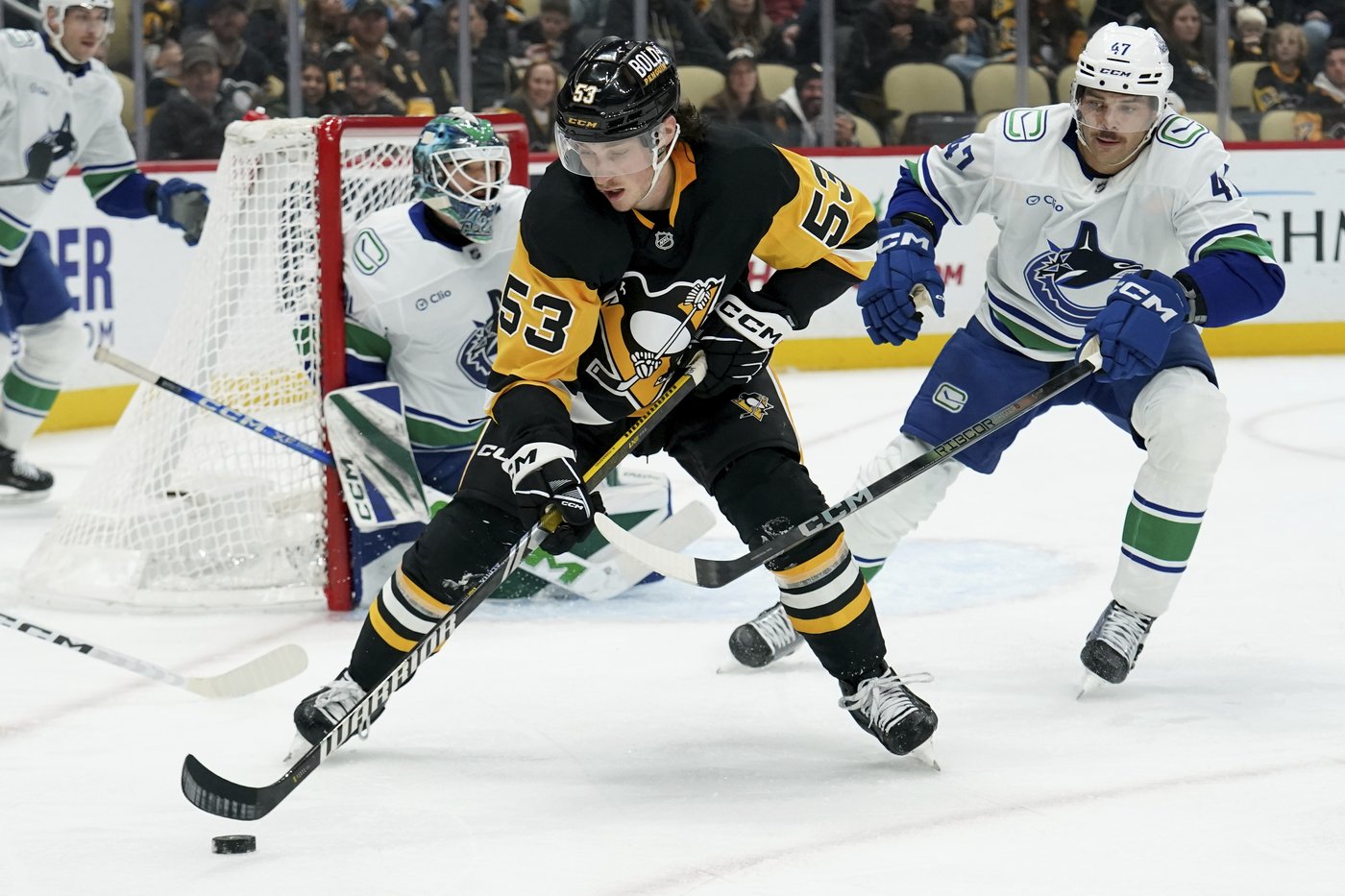 Rust helps Penguins beat Canucks 5-4 to snap three-game skid | iNFOnews.ca Rust helps Penguins beat Canucks 5-4 to snap three-game skid | iNFOnews.ca