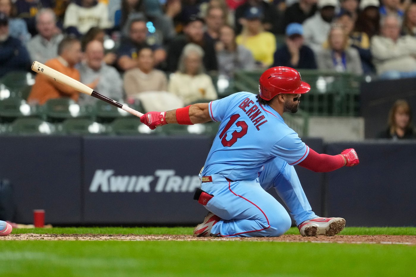Turang's go-ahead homer lifts Brewers over Cardinals 3-2 for 102nd win | iNFOnews.ca