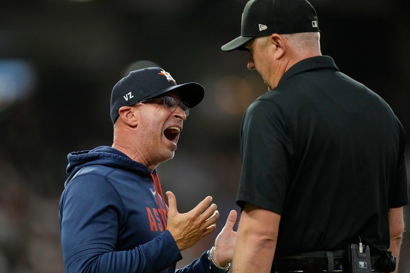 Pecko fans 4 in MLB debut, Vázquez hits 7th homer as the Astros beat the Angels 3-2 | iNFOnews.ca