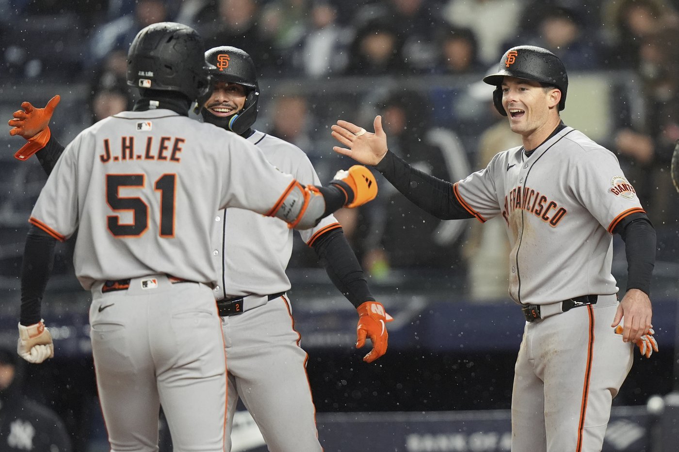 Lee, Wade have big hits as Stroman chased in 5-run 1st, Giants beat Yanks 9-1 in rain-shortened game | iNFOnews.ca