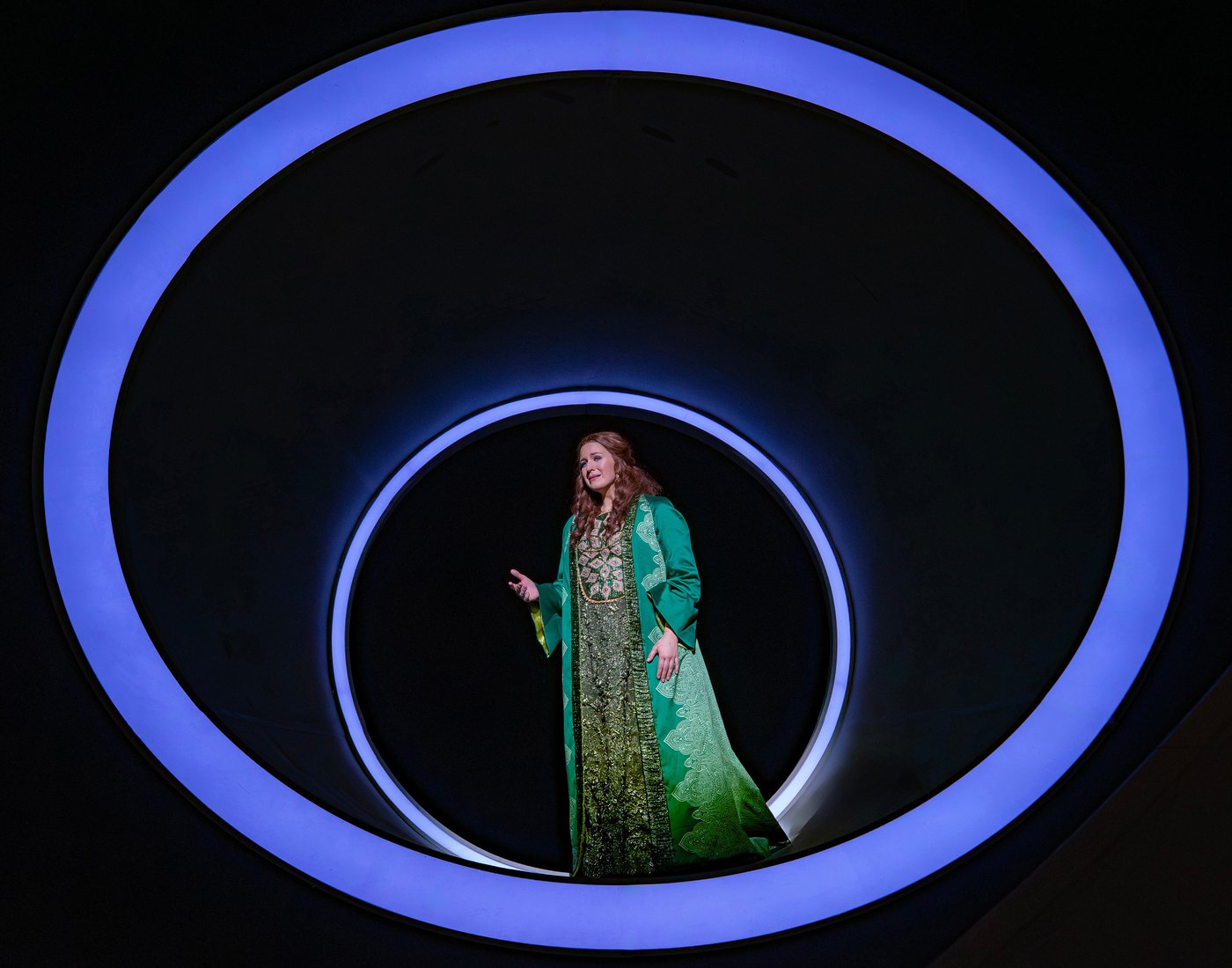 Is 'Tristan' the hardest opera to stage? This director thinks so, and signed on at the Met | iNFOnews.ca