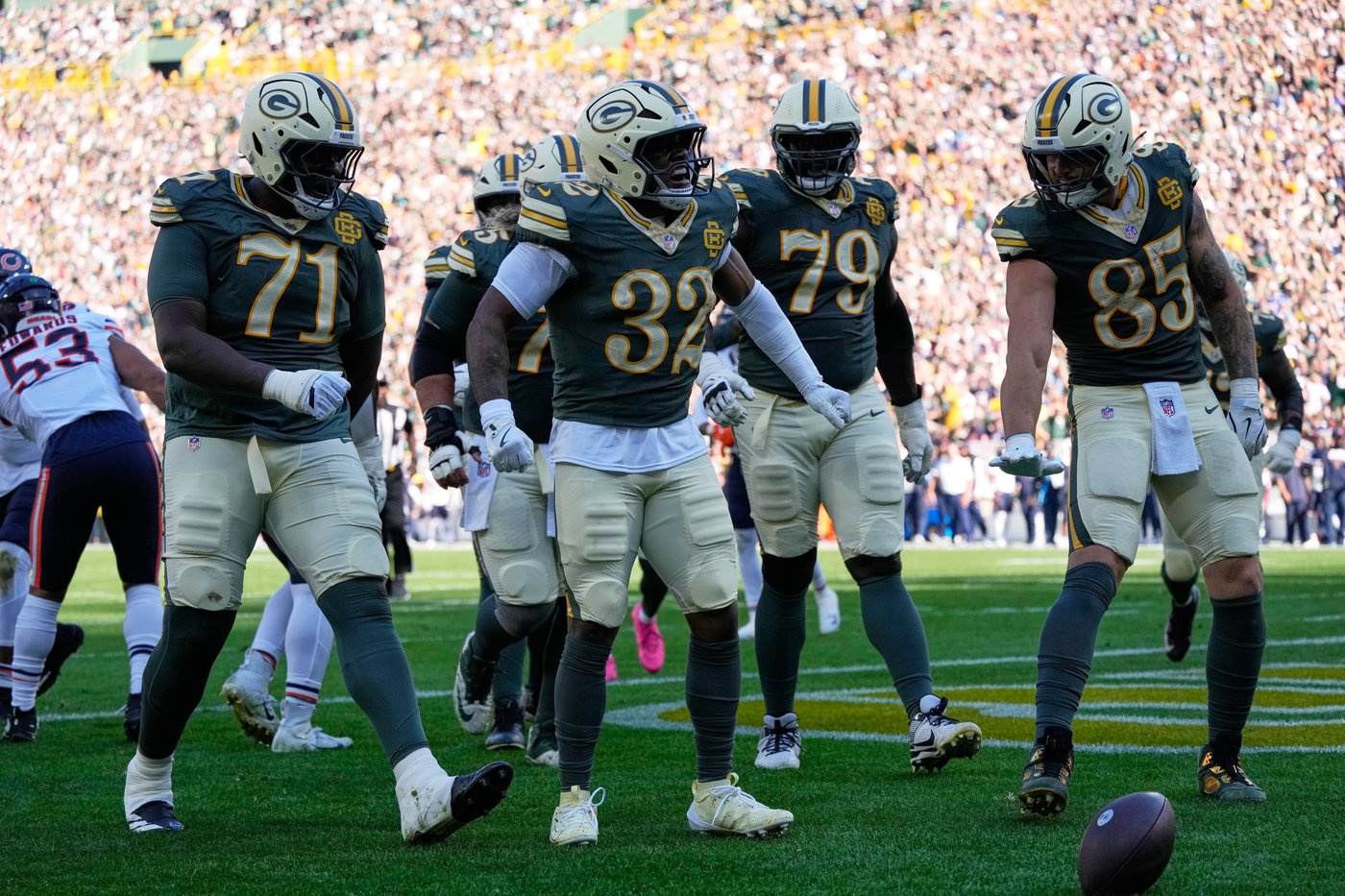 Packers need more from their ground game. MarShawn Lloyd's highlight-worthy TD offers some hope | iNFOnews.ca Packers need more from their ground game. MarShawn Lloyd's highlight-worthy TD offers some hope | iNFOnews.ca