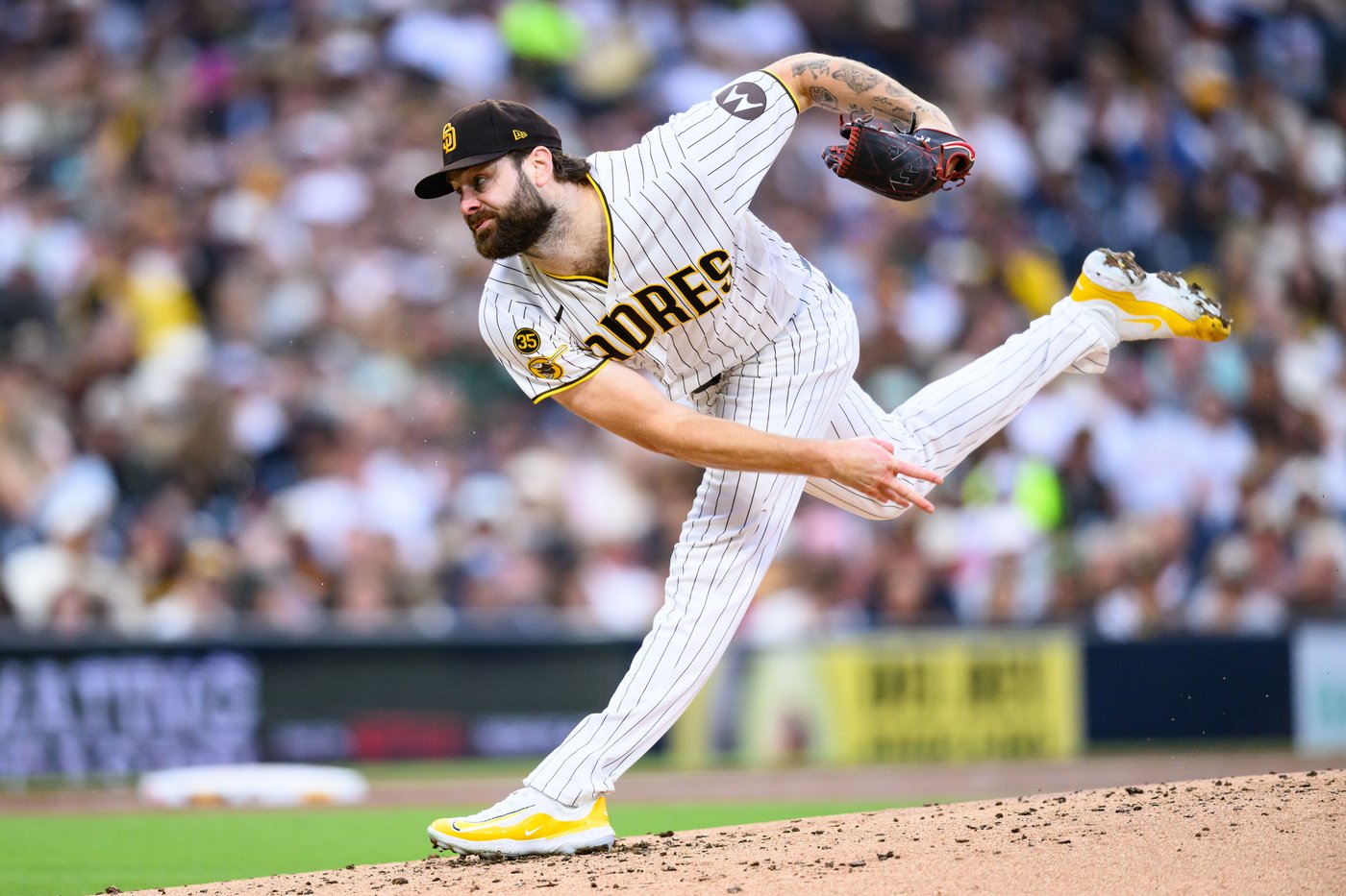 Lucas Giolito and 4 relievers pitch the Padres to a 2-0 win over the Athletics | iNFOnews.ca