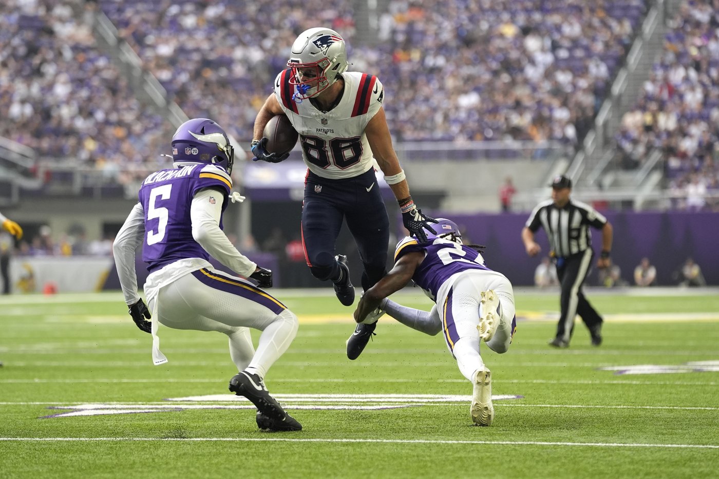 Patriots beat Vikings 20-12 as rookies Henderson and Chism each record another preseason TD | iNFOnews.ca