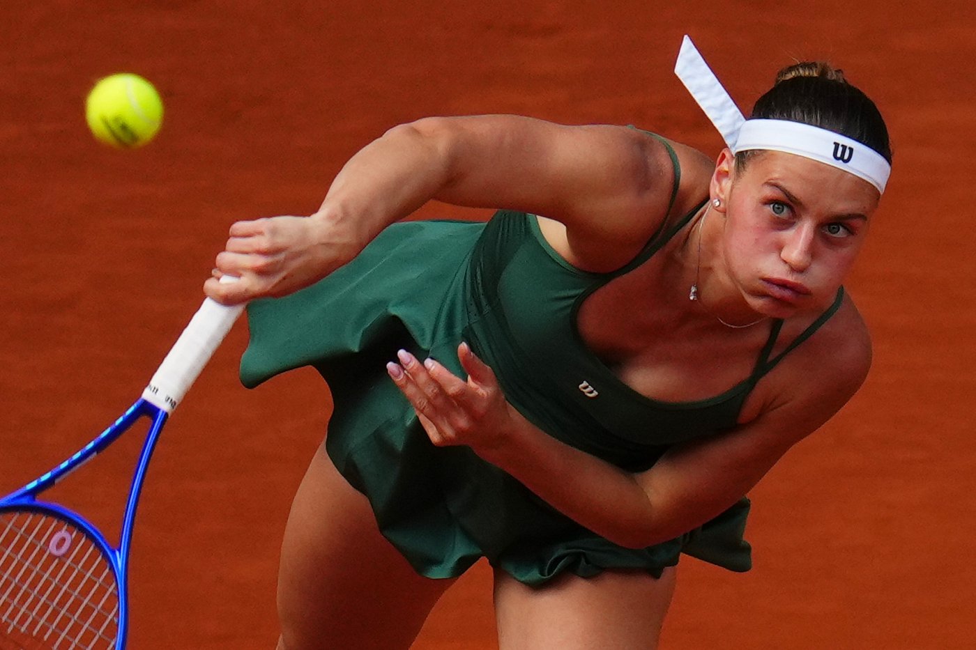Marta Kostyuk withdraws from the Italian Open with physical issues after titles in Madrid and Rouen | iNFOnews.ca