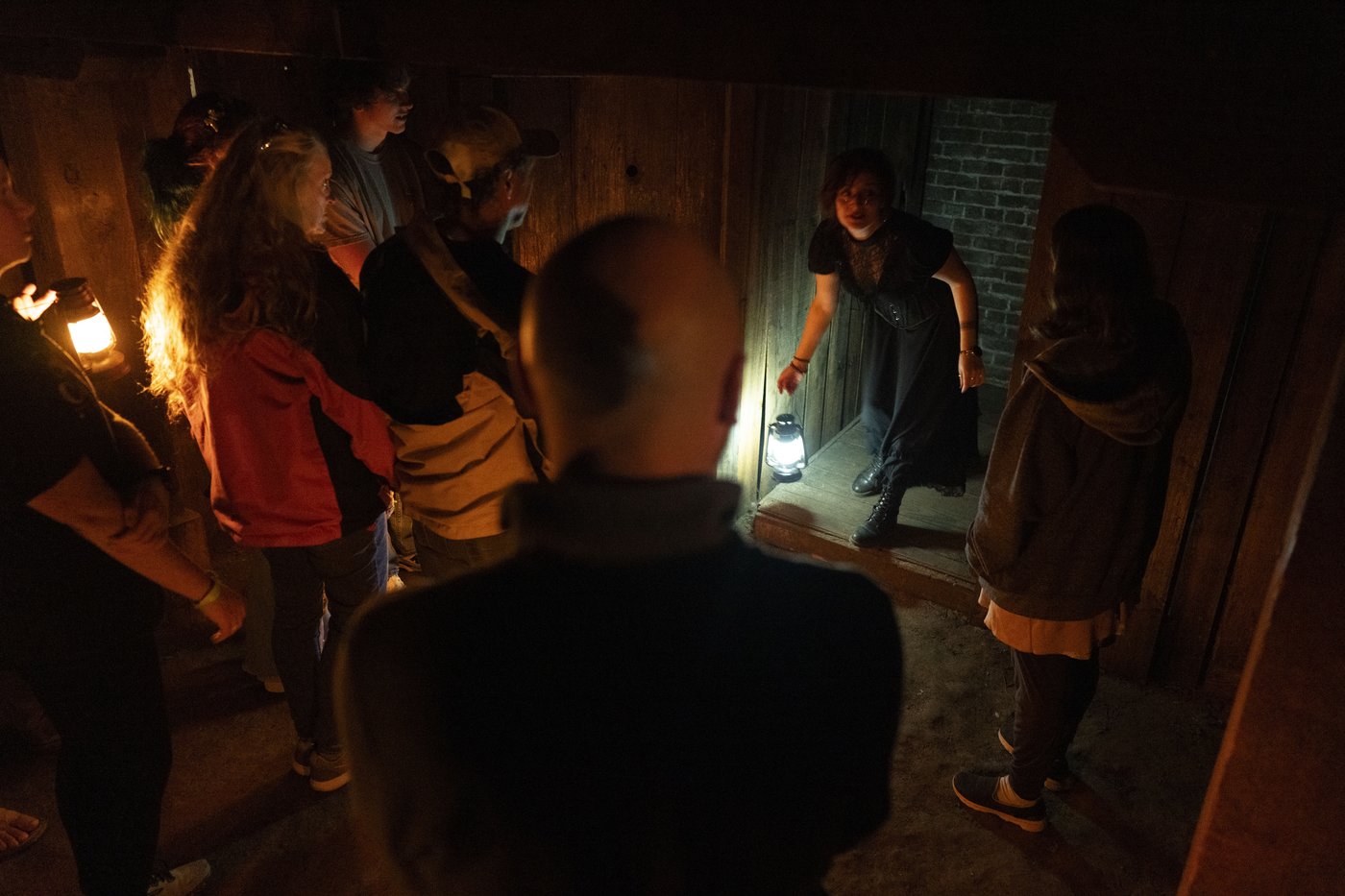 As Halloween approaches, tourists visit a home with a gruesome past and tunnels said to be haunted | iNFOnews.ca
