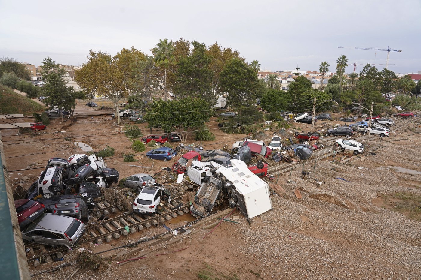 Spanish residents appeal for help, 3 days after historic floods left at least 158 dead | iNFOnews.ca Spanish residents appeal for help, 3 days after historic floods left at least 158 dead | iNFOnews.ca
