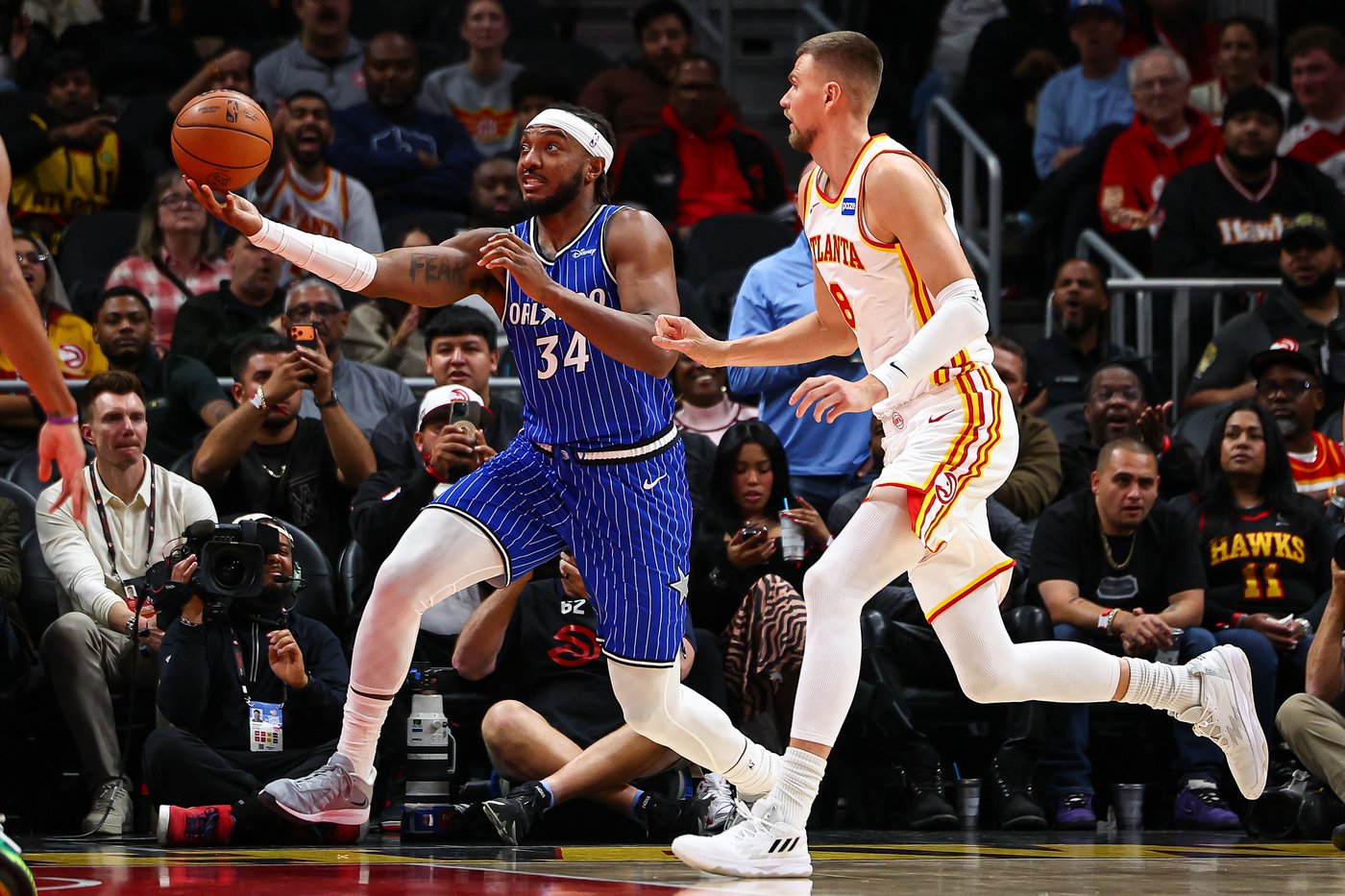 Hawks roll to 127-112 victory over the Magic | iNFOnews.ca