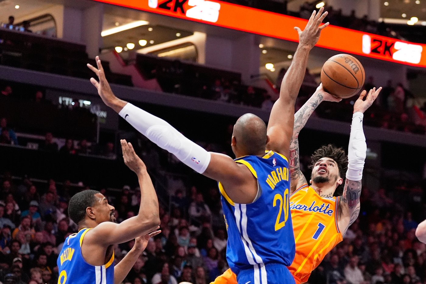 Curry scores 26 in homecoming game as Warriors top Hornets | iNFOnews.ca Curry scores 26 in homecoming game as Warriors top Hornets | iNFOnews.ca