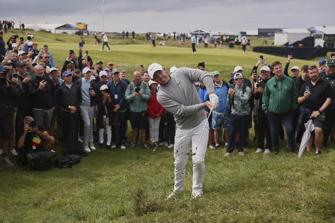 McIlroy makes amends in Portrush homecoming with first-round 70 at British Open | iNFOnews.ca McIlroy makes amends in Portrush homecoming with first-round 70 at British Open | iNFOnews.ca