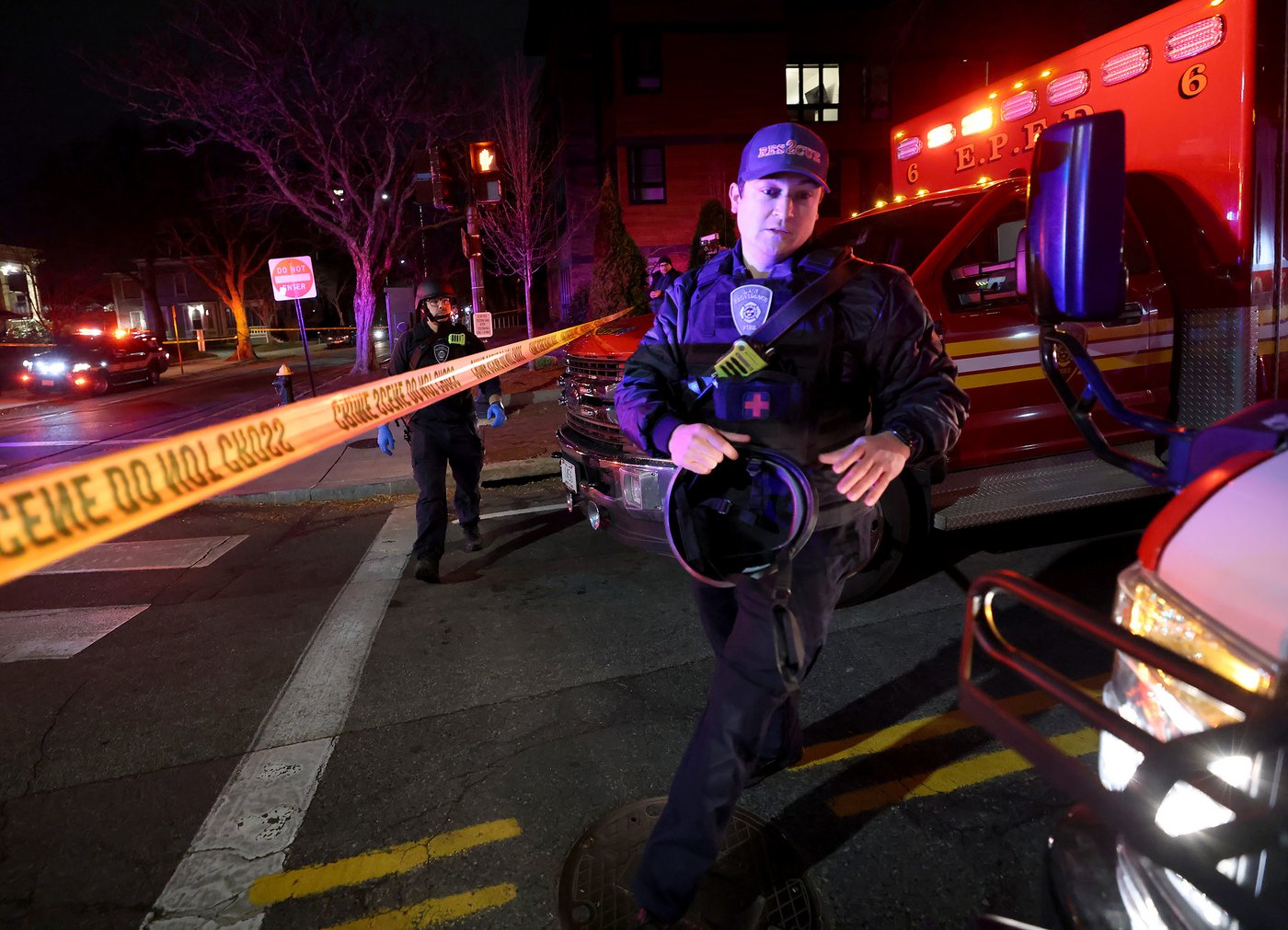 Photos show memorials for those killed in shooting at Brown University as investigation continues | iNFOnews.ca