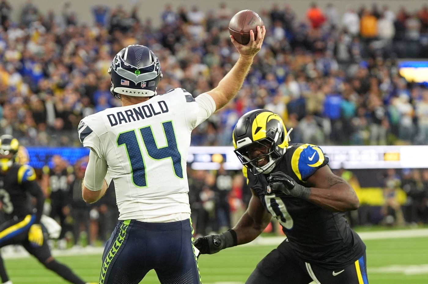 Surging Rams host Buccaneers on Sunday night, look for sixth straight win | iNFOnews.ca