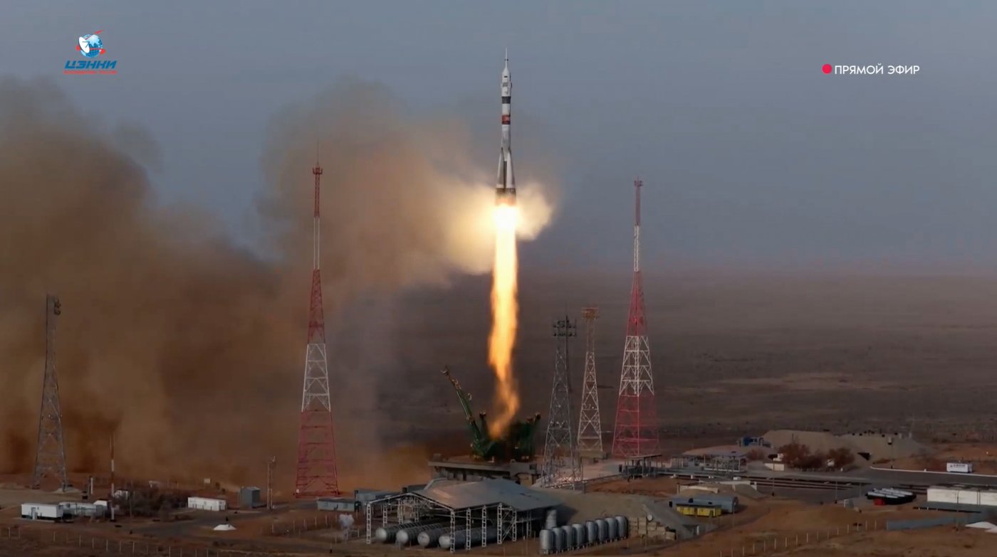 US-Russian crew of 3 blasts off to the International Space Station in a Russian Soyuz spacecraft | iNFOnews.ca