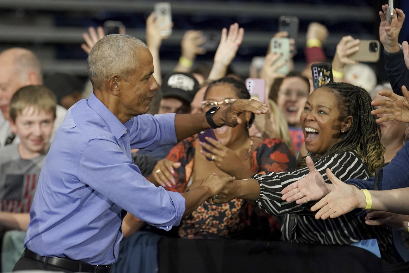 Obama urges Black men to show up for Harris as he campaigns in critical Pennsylvania | iNFOnews.ca Obama urges Black men to show up for Harris as he campaigns in critical Pennsylvania | iNFOnews.ca
