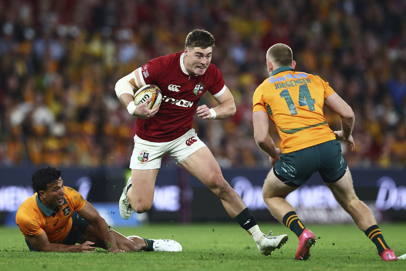 British and Irish Lions dominate early and hang on for a 27-19 win over Australia | iNFOnews.ca