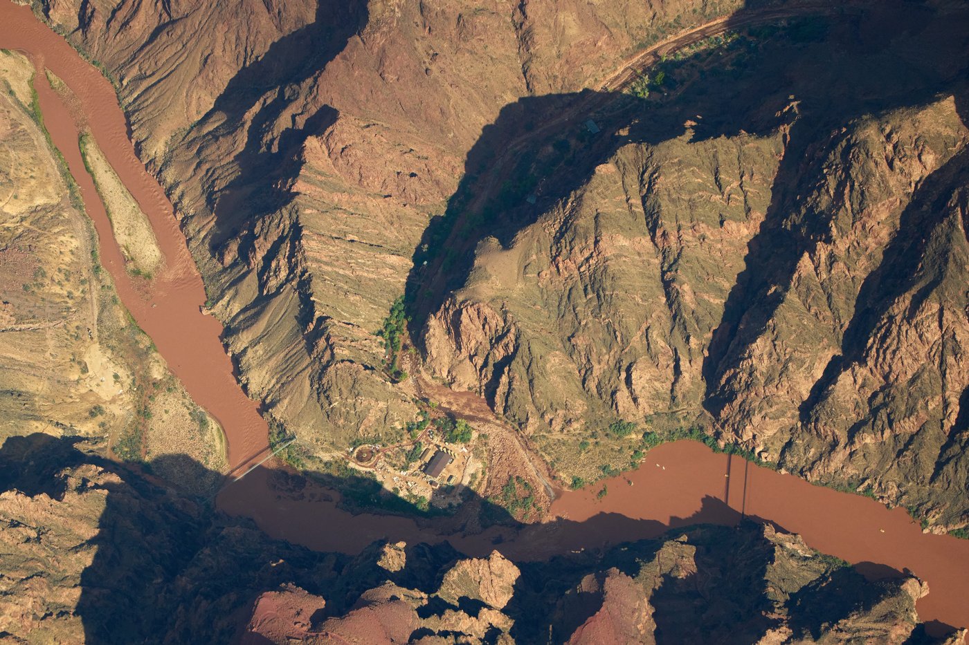 Rescuers saved some 80 people in Grand Canyon floods that left 2 dead and 1 missing, officials say | iNFOnews.ca
