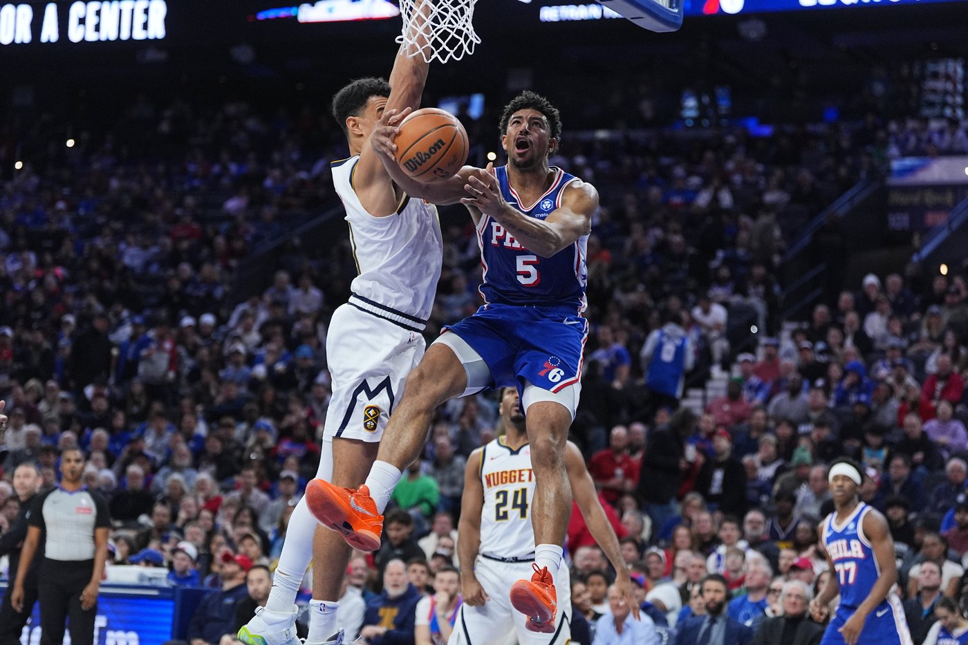 Brown's goaltended layup in OT lifts short-handed Nuggets over 76ers 125-124 | iNFOnews.ca