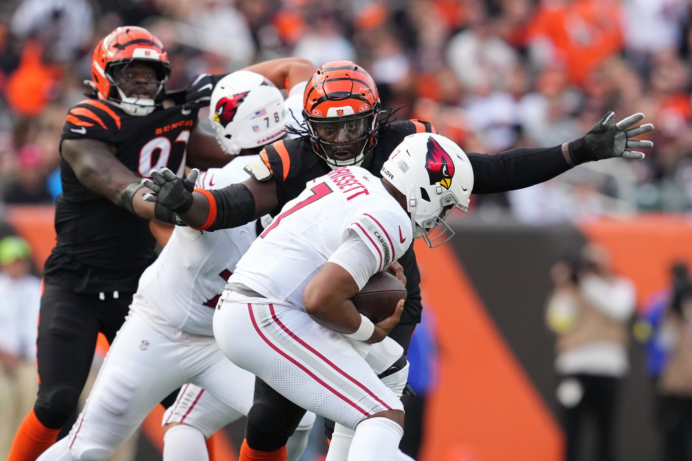 Stafford, Rams look to end 2-game skid by hosting reeling Cards to wrap up regular season | iNFOnews.ca
