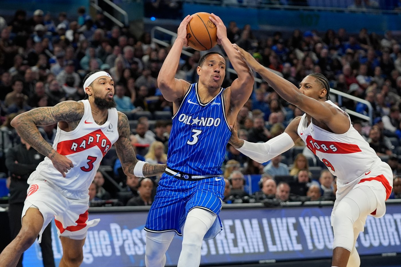 Bane leads Magic's rally in fourth quarter to beat Raptors 130-120 | iNFOnews.ca