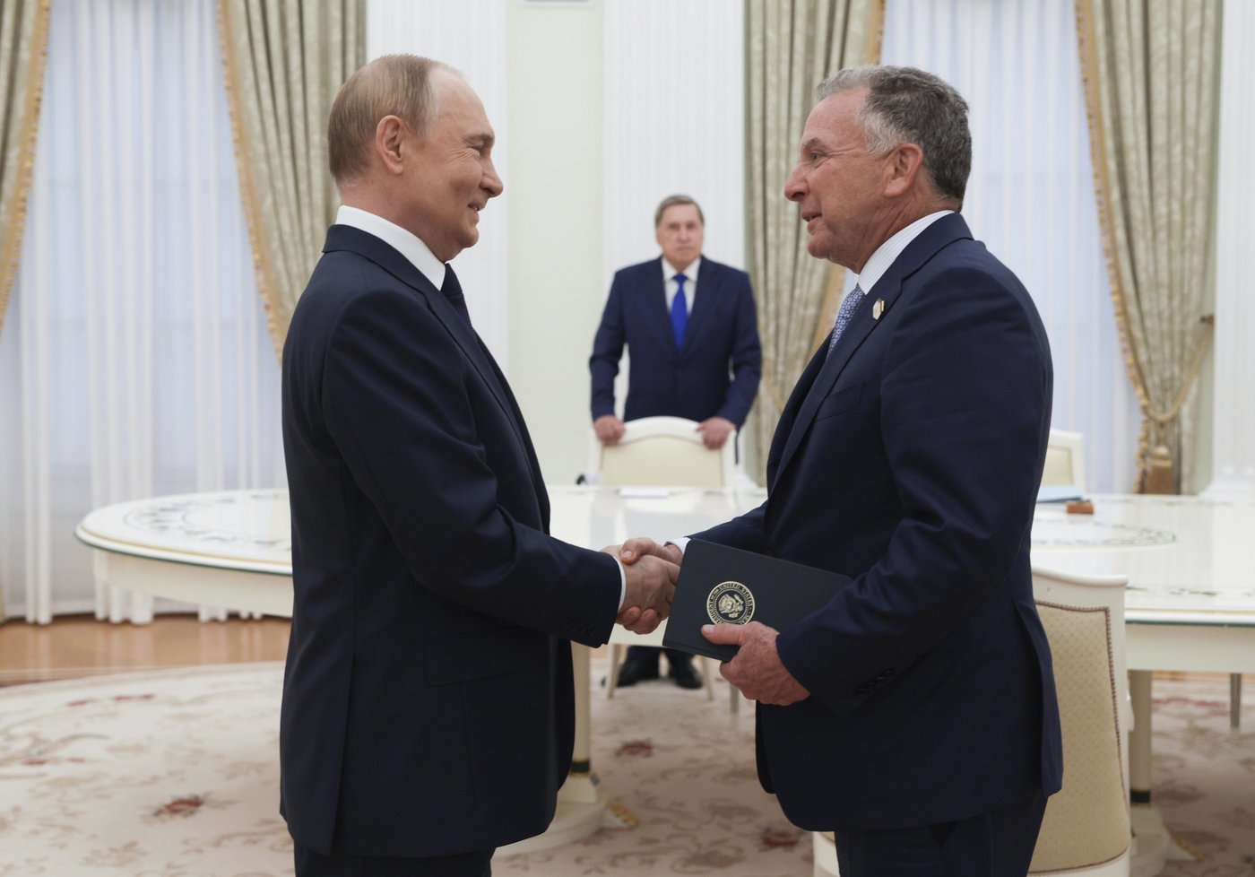 Trump says he would meet with Putin even if the Russian leader won't meet with Ukraine's Zelenskyy | iNFOnews.ca Trump says he would meet with Putin even if the Russian leader won't meet with Ukraine's Zelenskyy | iNFOnews.ca