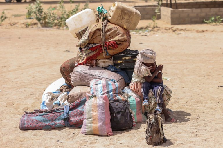 Chad closes its border with Sudan after fighters spilled into its territory | iNFOnews.ca