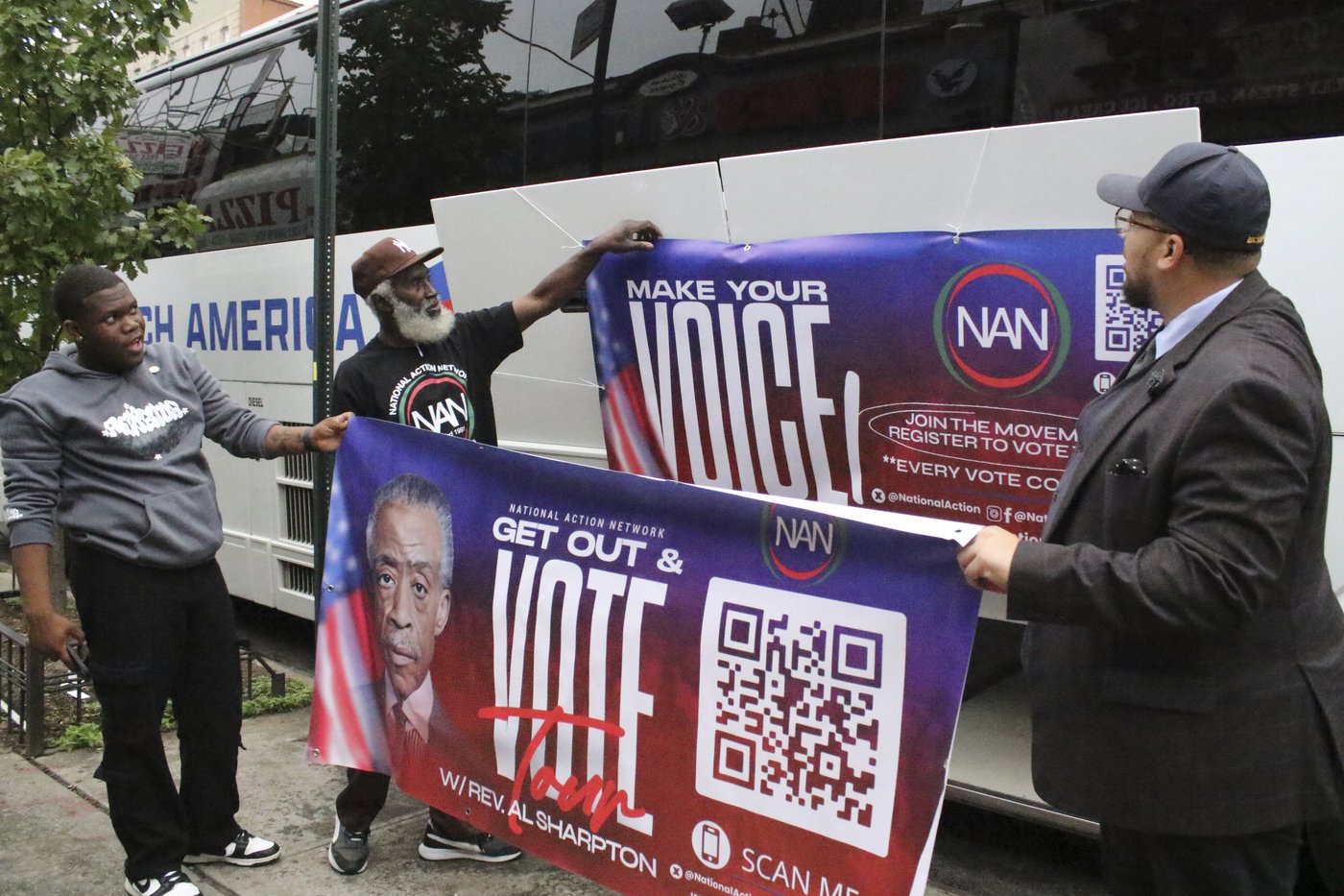 Sharpton and Central Park Five members get out the vote in battleground Pennsylvania | iNFOnews.ca