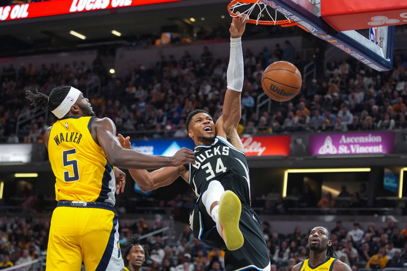 Antetokounmpo hits buzzer-beater to send Bucks past Pacers 117-115 in Turner's Indy return | iNFOnews.ca