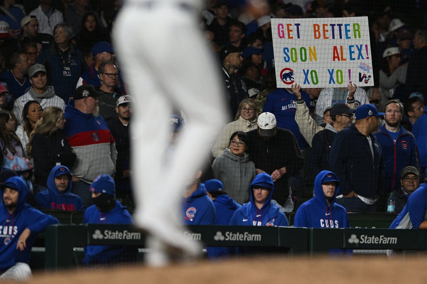 Cubs' Bregman on the mend after getting struck in the face by a foul ball | iNFOnews.ca