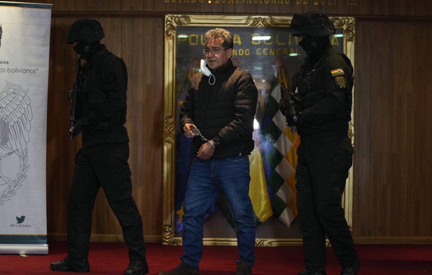 Bolivia extradites former anti-narcotics chief to the US to face drug trafficking charges | iNFOnews.ca