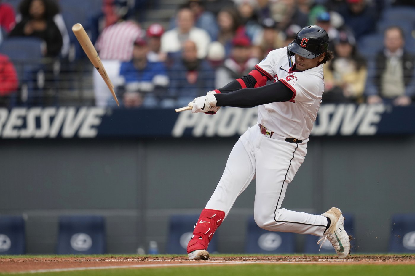 Bo Naylor hits 3-run homer, closer Emmanuel Clase gets save in Guardians' 4-2 win over Twins | iNFOnews.ca Bo Naylor hits 3-run homer, closer Emmanuel Clase gets save in Guardians' 4-2 win over Twins | iNFOnews.ca