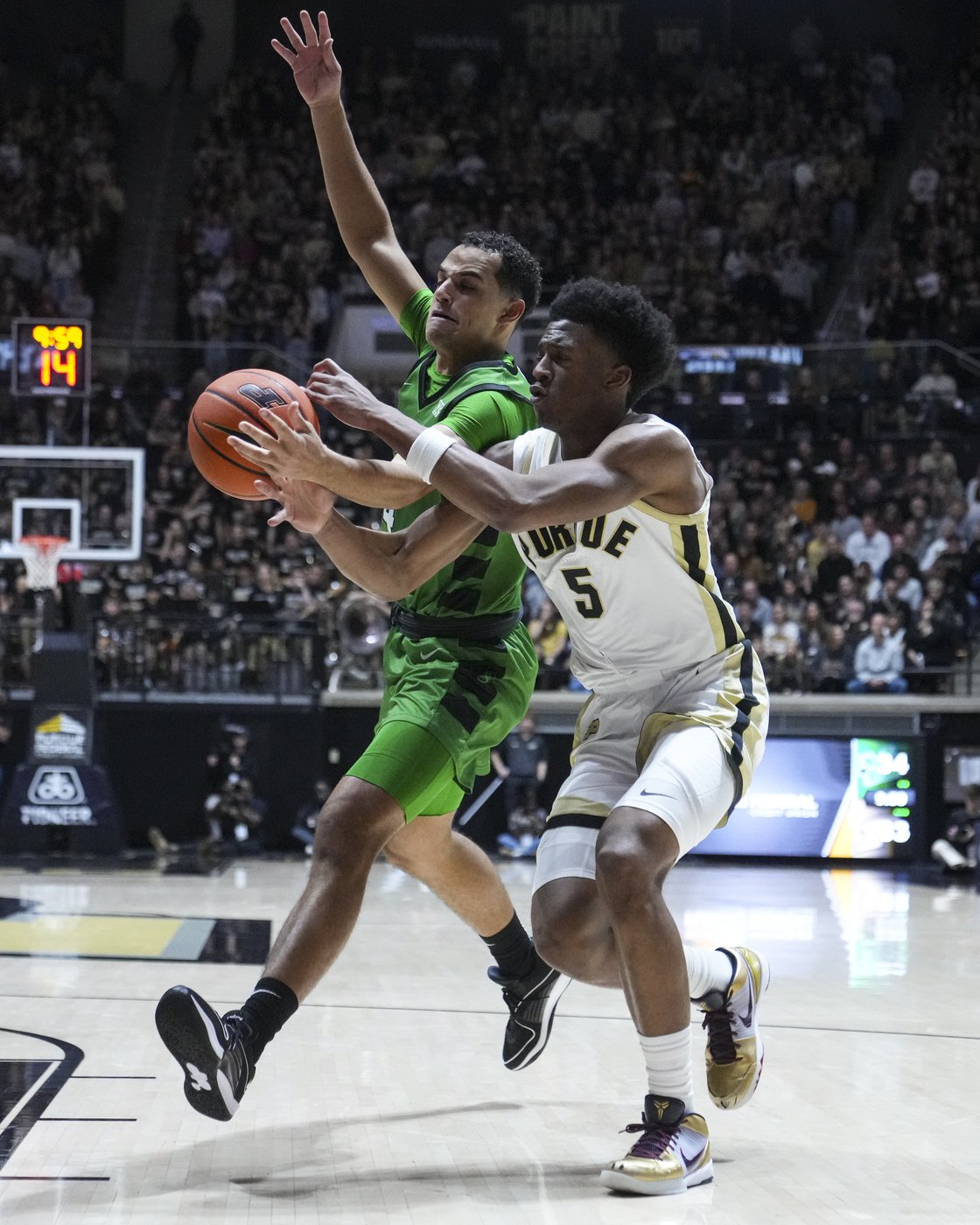 Kaufman-Renn leads No. 6 Purdue to rout of Marshall 80-45 | iNFOnews.ca