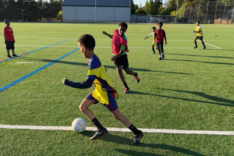 Kids' nonprofit in Seattle returns 20 free World Cup tickets over barring of Somali referee | iNFOnews.ca