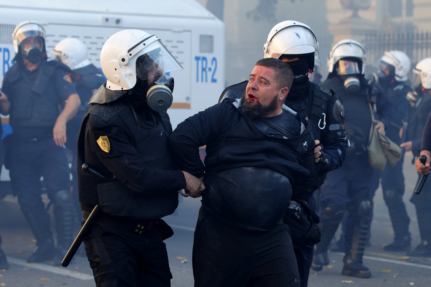 Clashes erupt in Albania as protesting students join anti-government movement | iNFOnews.ca