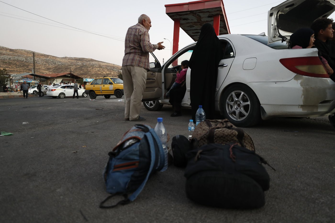 Thousands are pouring into Syria, fleeing worsening conflict in Lebanon | iNFOnews.ca