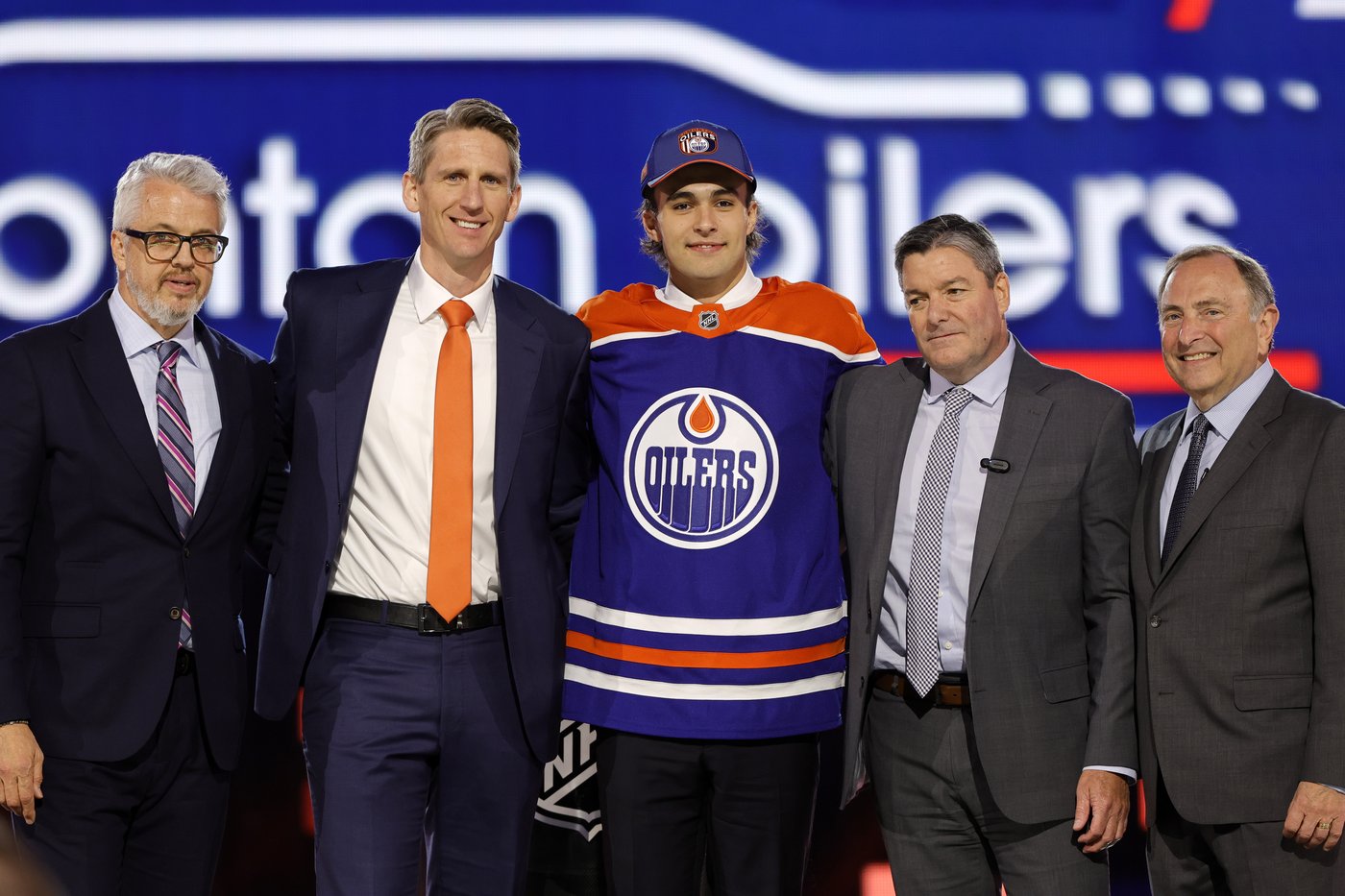 Edmonton Oilers sign first-round pick Sam O'Reilly to three-year entry-level contract | iNFOnews.ca