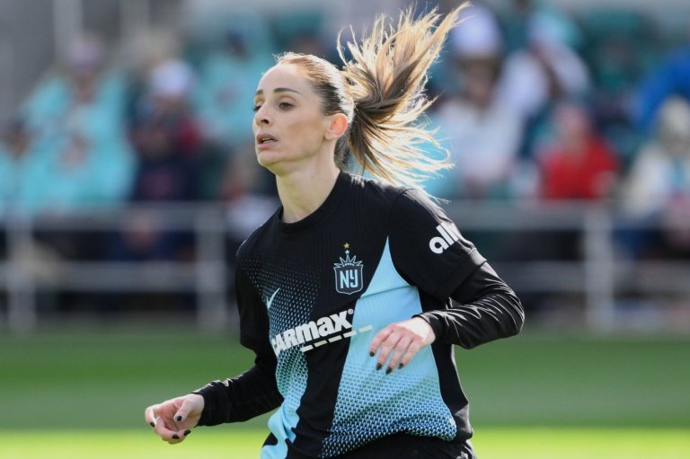 Gonzalez has a pair of goals to lead Gotham to a 3-1 win over the Utah Royals | iNFOnews.ca