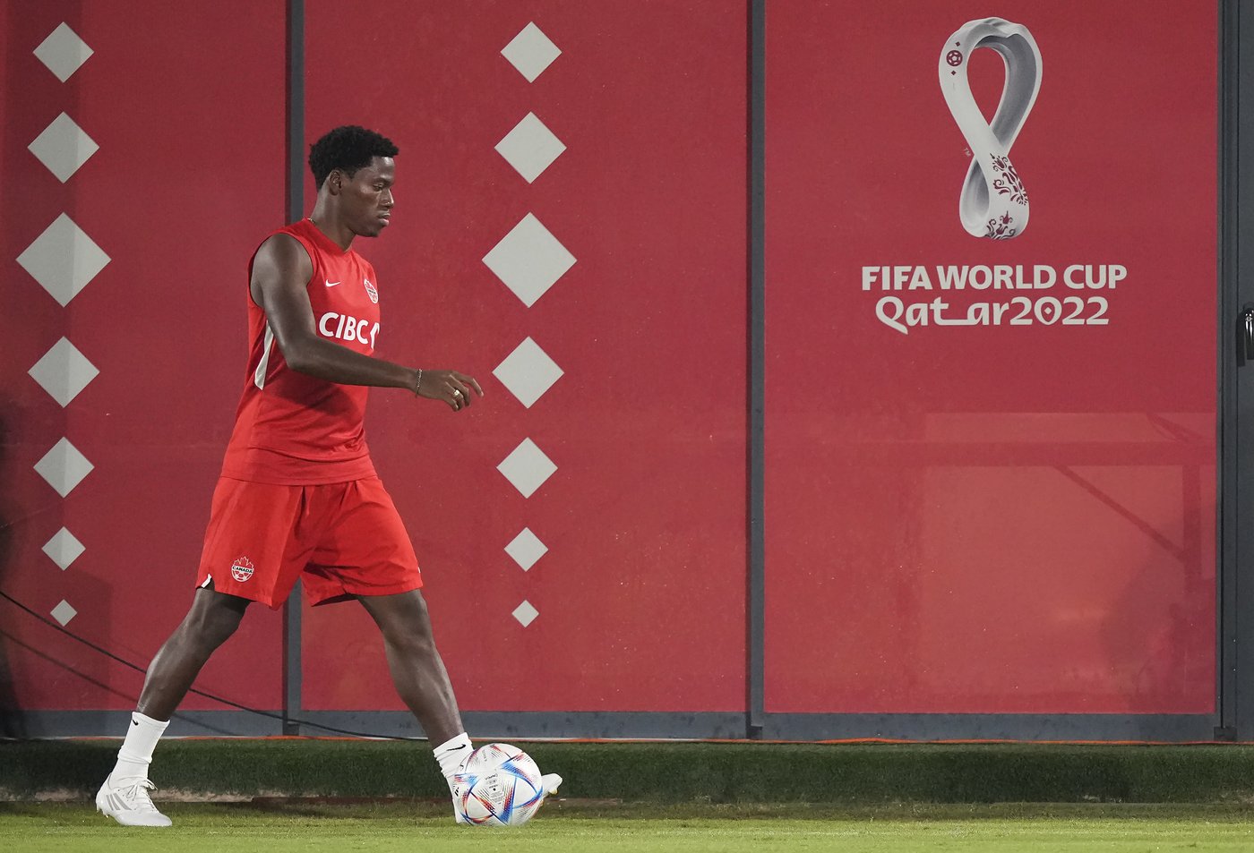 Ottawa-raised soccer star Jonathan David heading to second World Cup | iNFOnews.ca