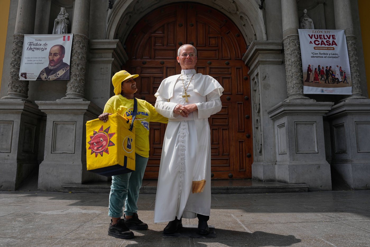 Pope Leo XIV diagnosed with lung cancer after surgery to remove part of right lung | iNFOnews.ca